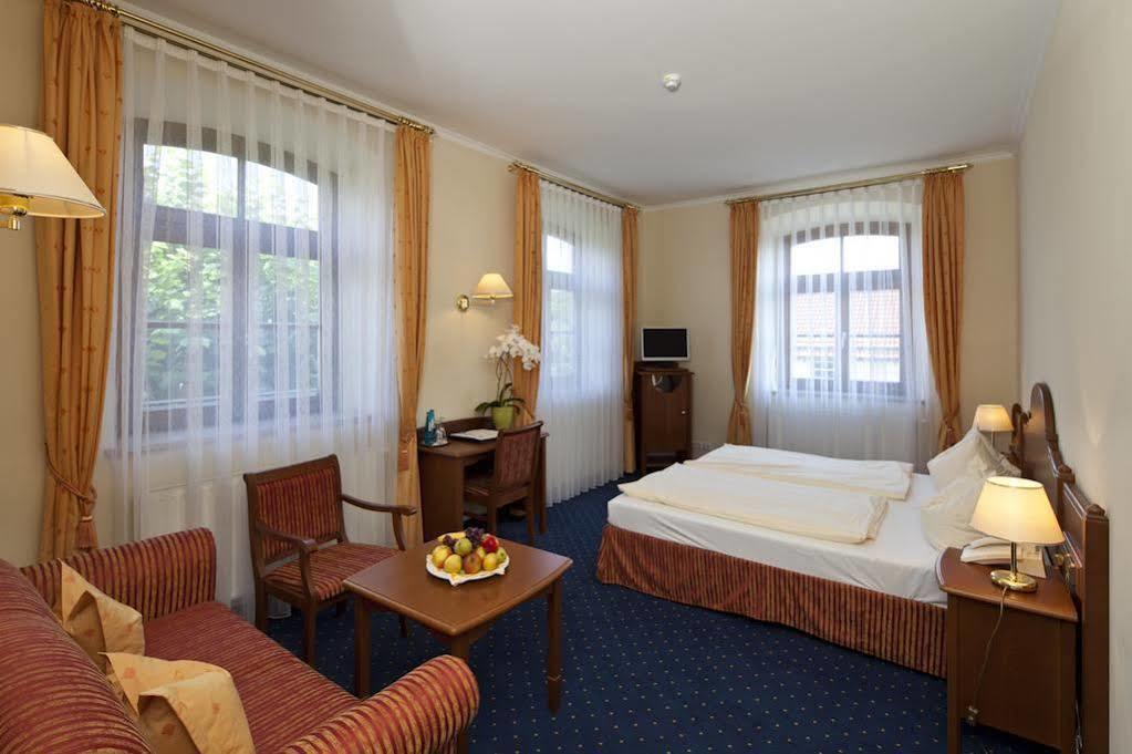 Hotel Angerbraeu Murnau am Staffelsee Eksteriør bilde
